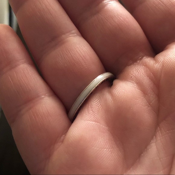 Pandora Ring - Picture 3 of 3